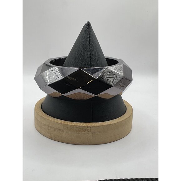 Chunky Shiny Faceted Black Gunmetal Tone Bangle Bracelet - Picture 2 of 3
